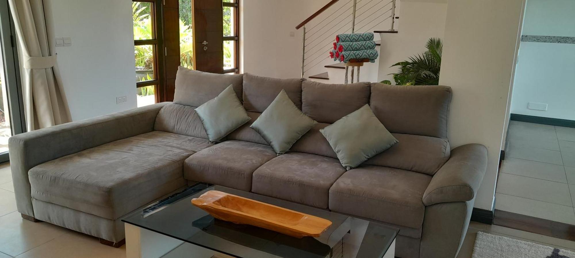 Isla Holiday Home อองซ์รอแยล ภายนอก รูปภาพ